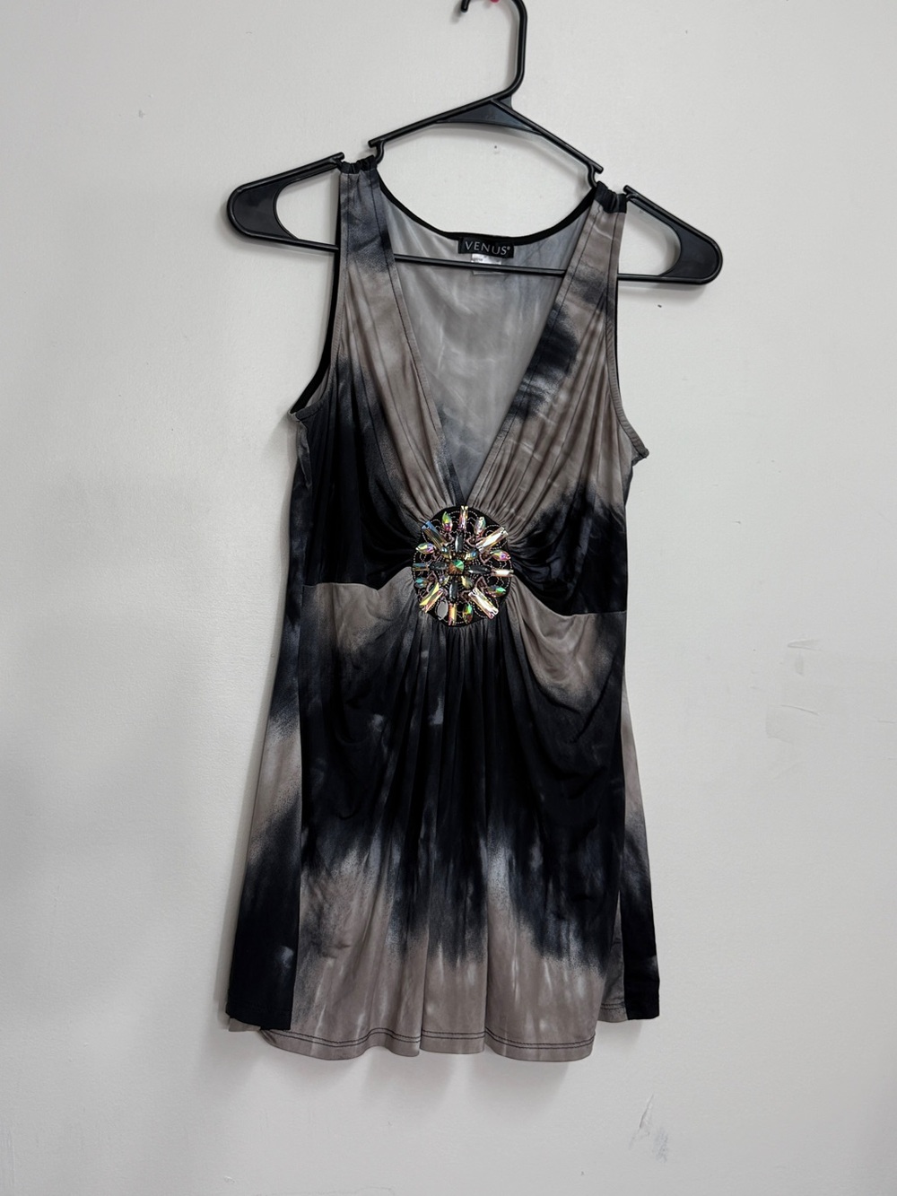 2000’s Embellished tie dye rhinestone medallion embellished v neck sleeveless
